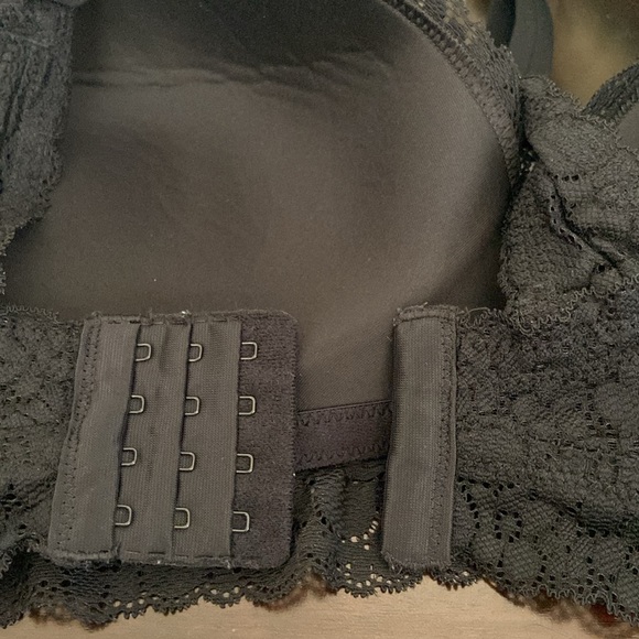 NWOT Aerie 36DD black lace bra that can be worn standard or as a racer back. - Picture 5 of 8